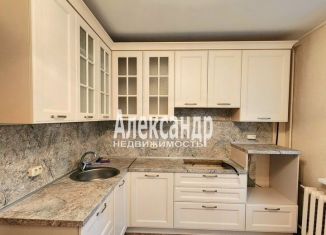 2-ком. квартира на продажу, 52.2 м2, Кириши, Волховская набережная, 36