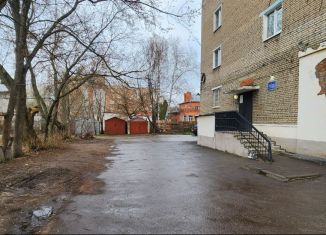 Продаю 2-ком. квартиру, 44.4 м2, Мичуринск, Гоголевская улица, 88А