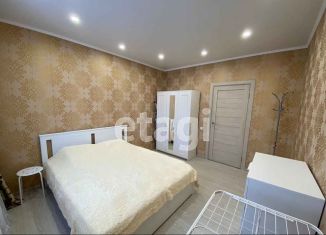 Сдается в аренду 2-ком. квартира, 52 м2, Тюмень, улица Дмитрия Менделеева, 2к2, ЖК Кристалл