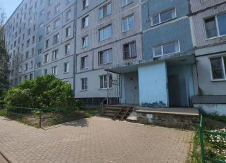 Трехкомнатная квартира на продажу, 60 м2, Тутаев, улица Дементьева, 19