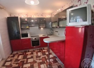 Продажа 3-комнатной квартиры, 98 м2, Кириши, улица Нефтехимиков, 45