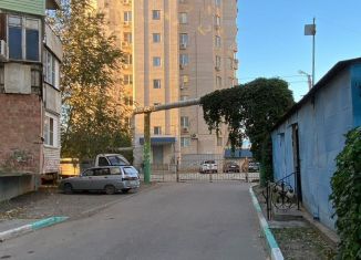 Продаю гараж, 20 м2, Астрахань, Звёздная улица, 3к4