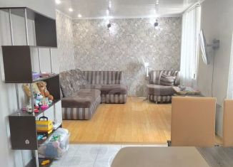 2-ком. квартира на продажу, 67.3 м2, Котлас, улица 70 лет Октября, 17А