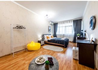 Сдам 1-комнатную квартиру, 45 м2, Сочи, улица Горького, 87/1