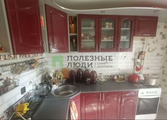 Продам 3-комнатную квартиру, 57.5 м2, Курган, 2-й микрорайон, 21