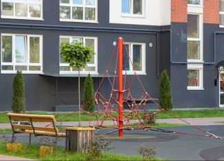 Продаю трехкомнатную квартиру, 85.8 м2, Калининград