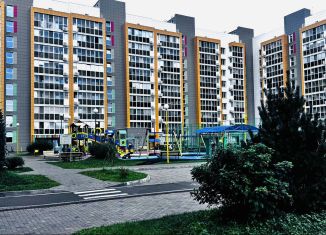 Продается 1-ком. квартира, 36 м2, Казань, улица Азата Аббасова, 8