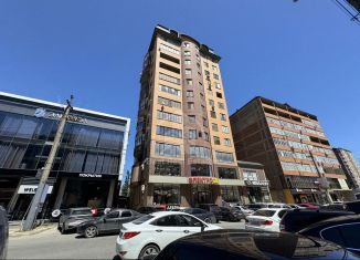 Продам 3-ком. квартиру, 115 м2, Махачкала, улица Ирчи Казака, 55