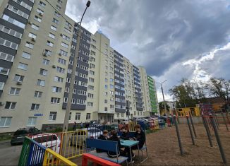 Продается трехкомнатная квартира, 60.8 м2, Республика Башкортостан, улица Мира, 49