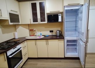 Сдаю 2-комнатную квартиру, 70 м2, Крым, Уютная улица, 14