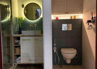 Продам 3-ком. квартиру, 78 м2, Краснодар, проспект Чекистов, 31, микрорайон Юбилейный