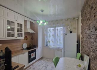 Продаю 1-ком. квартиру, 41 м2, Челябинск, шоссе Металлургов, 24А