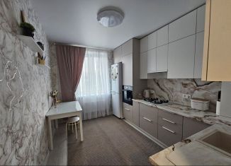 Продаю однокомнатную квартиру, 33.6 м2, деревня Куюки, Каспийская улица, 7, ЖК Микрорайон Яшьлек