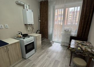 Сдаю в аренду однокомнатную квартиру, 40 м2, Ярославль, улица Александра Додонова, 4к2