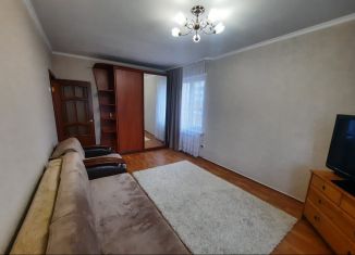 Сдаю 1-ком. квартиру, 31 м2, Татарстан, улица Латышских Стрелков, 35