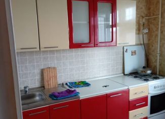 Продается 1-комнатная квартира, 371 м2, Орёл, улица Полковника Старинова, 3