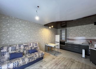 Продаю 2-ком. квартиру, 45.5 м2, Ишимбай, улица Миниахмета Гайфуллина, 15В