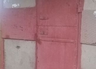 Продам гараж, 10 м2, Киров