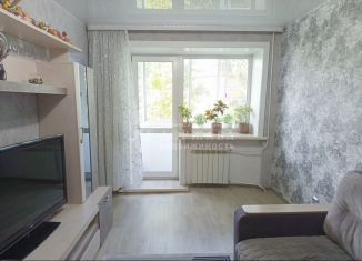 Продается 2-ком. квартира, 42.9 м2, Ленинск-Кузнецкий, улица Шевцовой, 3