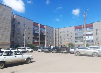 Продам 4-комнатную квартиру, 97.4 м2, Бирск, улица Мира, 144