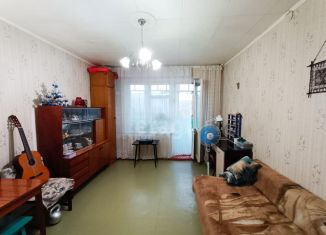 Продажа 1-комнатной квартиры, 37.2 м2, Майкоп, улица 12 Марта, 144к3