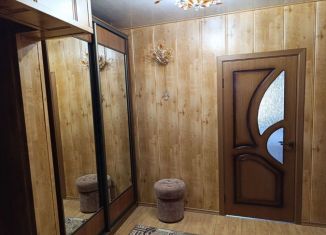 Продаю 3-комнатную квартиру, 69 м2, Крым, улица Куйбышева, 9