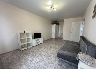 Сдается в аренду 1-комнатная квартира, 35 м2, деревня Куюки, 16-й квартал, 14