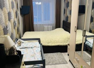 Продается 2-ком. квартира, 41.8 м2, Тюмень, Ленинский округ, улица 50 лет Октября, 51