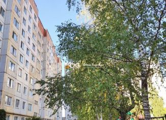 Продажа 2-ком. квартиры, 53 м2, Брянск, улица Абашева, 8