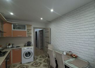 Продается 4-ком. квартира, 70 м2, Республика Башкортостан, Социалистическая улица, 70А