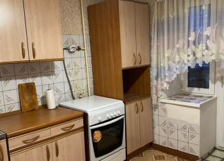 Продаю 2-комнатную квартиру, 50 м2, Стерлитамак, улица Гоголя, 139