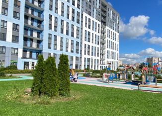 Продаю однокомнатную квартиру, 37.4 м2, Гатчина, улица Авиатриссы Зверевой, 14