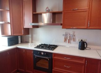 Аренда двухкомнатной квартиры, 65 м2, Севастополь, проспект Октябрьской Революции, 23к1