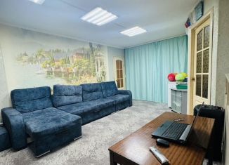 Двухкомнатная квартира на продажу, 44 м2, Таганрог, улица Пальмиро Тольятти, 26-1