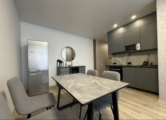 Сдается 1-ком. квартира, 47 м2, Саратов, улица имени Г.К. Орджоникидзе, 44