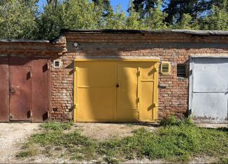 Продаю гараж, 20 м2, Алексин, Средняя Приокская улица, 53