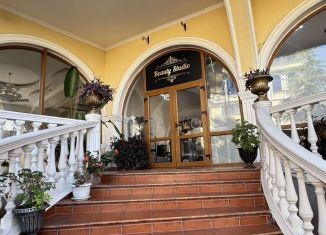 Сдам в аренду помещение свободного назначения, 12 м2, Сочи, Пластунская улица, 80/5, микрорайон Заречный