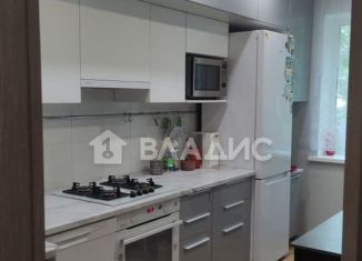 Продам трехкомнатную квартиру, 64 м2, Благовещенск, Текстильная улица, 33