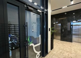 Продается квартира студия, 33 м2, Тюмень, улица Пожарных и Спасателей, 5к1