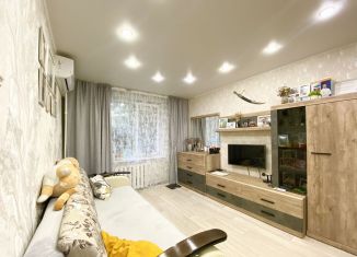 Продам 2-ком. квартиру, 38.1 м2, Набережные Челны, 6-й комплекс, 10