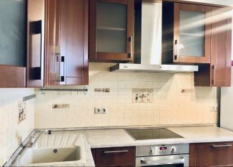 Аренда 1-комнатной квартиры, 54 м2, Москва, улица Ватутина, 9