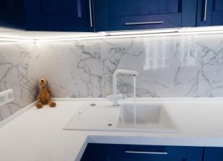 Продам 2-ком. квартиру, 76 м2, Феодосия, Симферопольское шоссе, 48к1