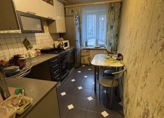 3-комнатная квартира на продажу, 64 м2, Брянск, улица Брянского Фронта, 4