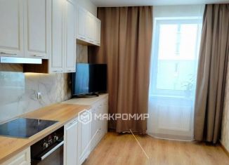 Продается 2-ком. квартира, 65.5 м2, Киров, Чистопрудненская улица, 2