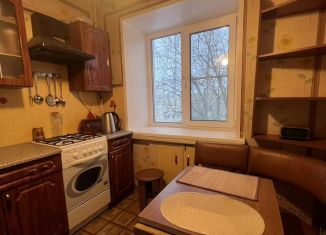 Продаю 2-ком. квартиру, 42.3 м2, Северодвинск, Железнодорожная улица, 35