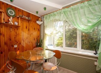 Продается двухкомнатная квартира, 44.2 м2, Тюмень, улица Газовиков, 24