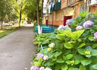 Продаю однокомнатную квартиру, 30 м2, Армавир, улица Советской Армии, 22