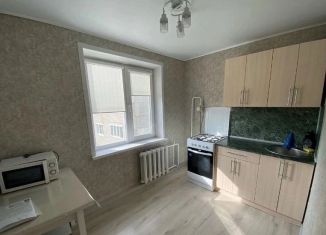 Сдам в аренду 1-комнатную квартиру, 35.3 м2, Нефтекамск, улица Строителей