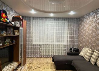 Продам 3-комнатную квартиру, 64 м2, Старый Оскол, микрорайон Южный, 2к2