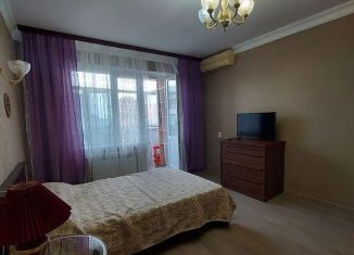 Сдаю в аренду однокомнатную квартиру, 38 м2, Ростов-на-Дону, улица Волкова, 3/1